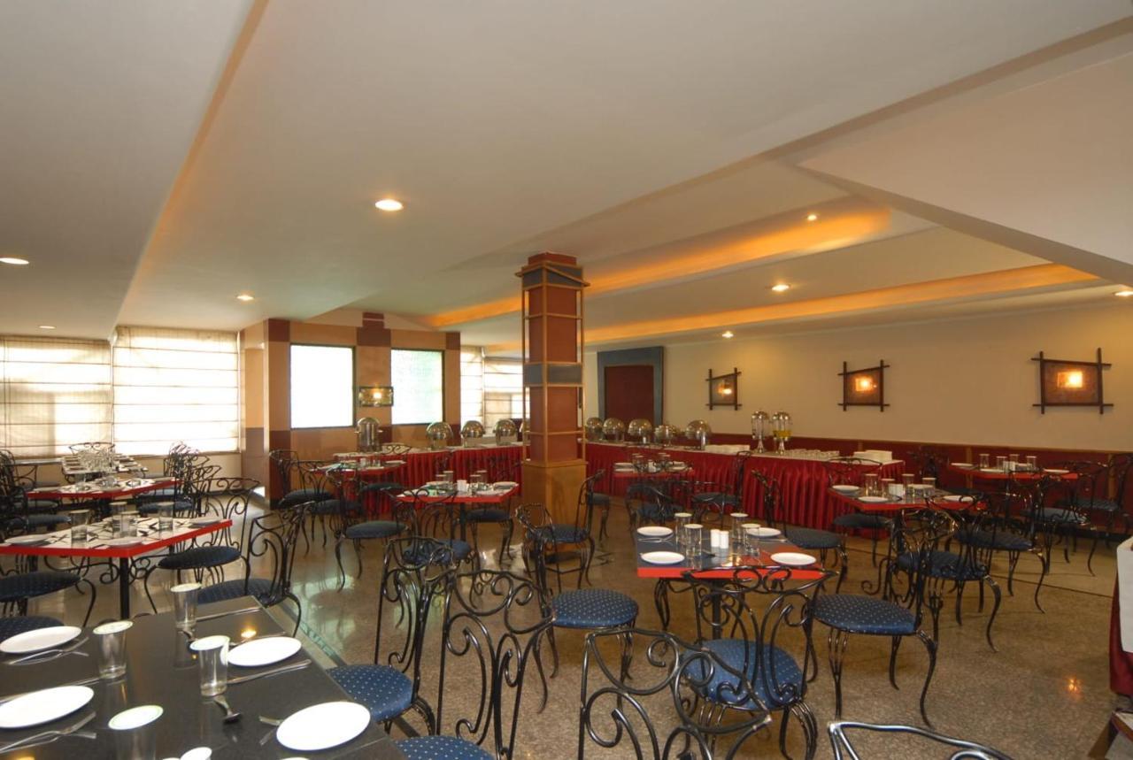 Hotel Arif Castle, Nainital Extérieur photo